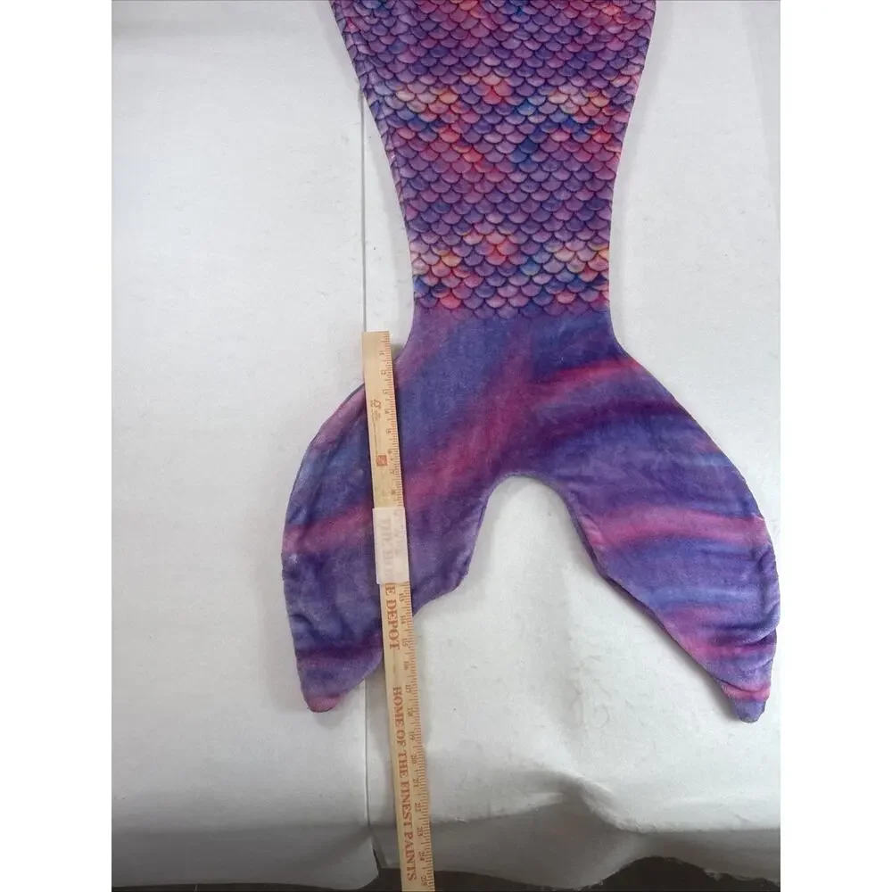 Comfy Tails Mermaid Tails Fleece Cozy Throw Blanket Purple/Pink Size 21 x 44